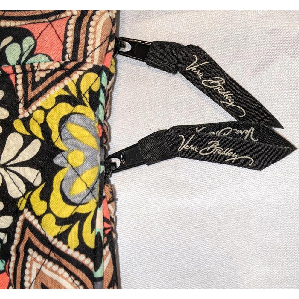 Vera Bradley Sierra Triple Zip Hipster Crossbody Purse Bag EUC Floral Quilted - Picture 4 of 7